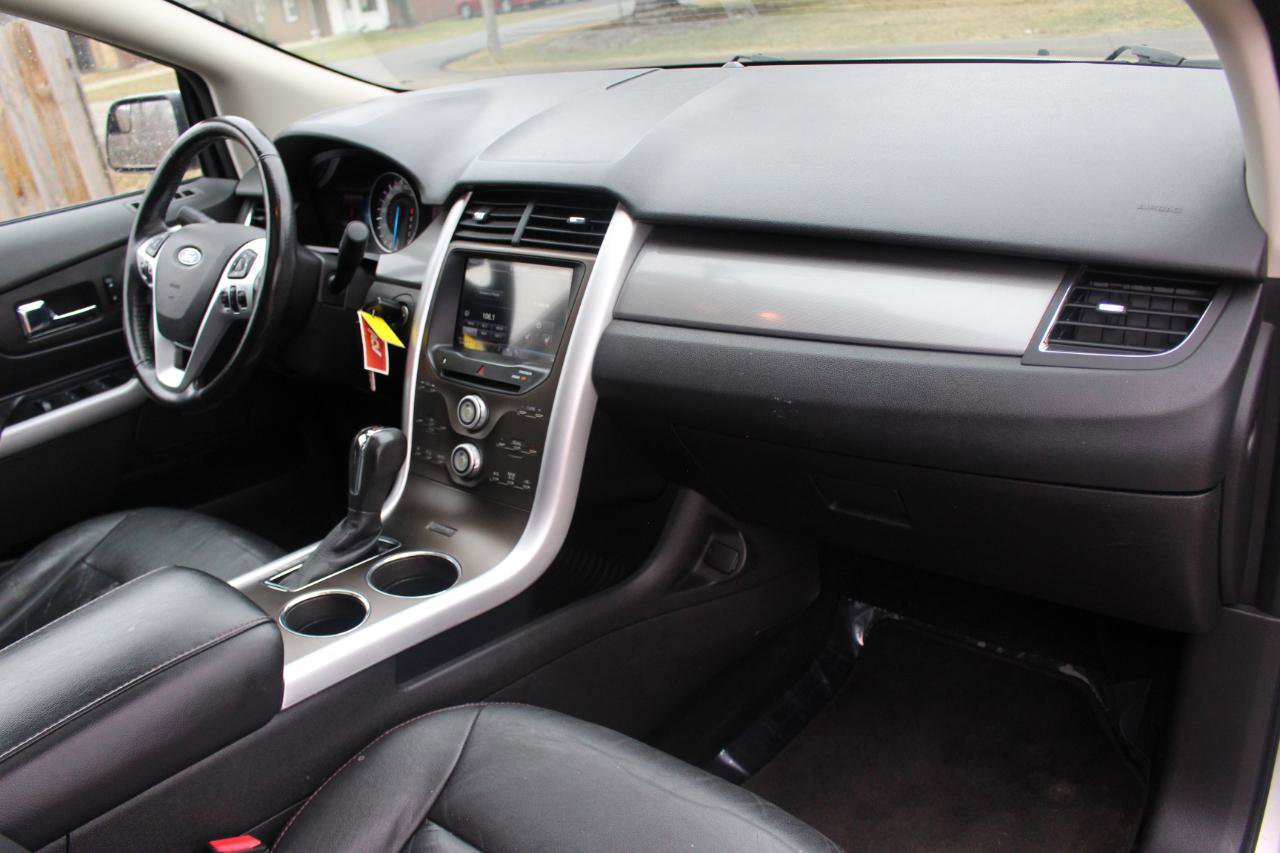 Used 2012 Ford Edge SEL AWD/4WD image 40