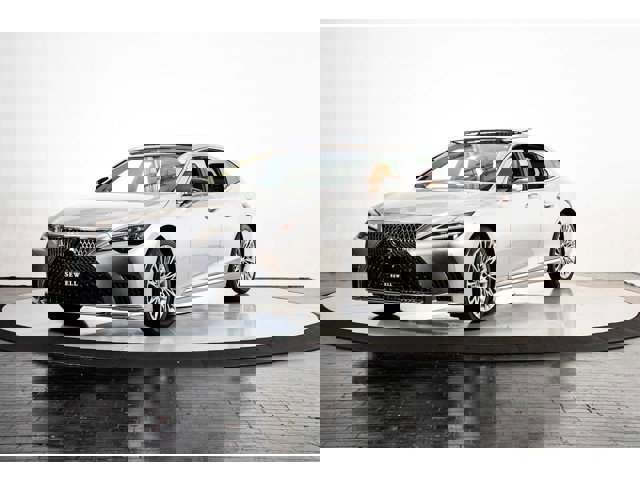 Certified 2025 Lexus LS 500 w/ Interior Upgrade Package image 1