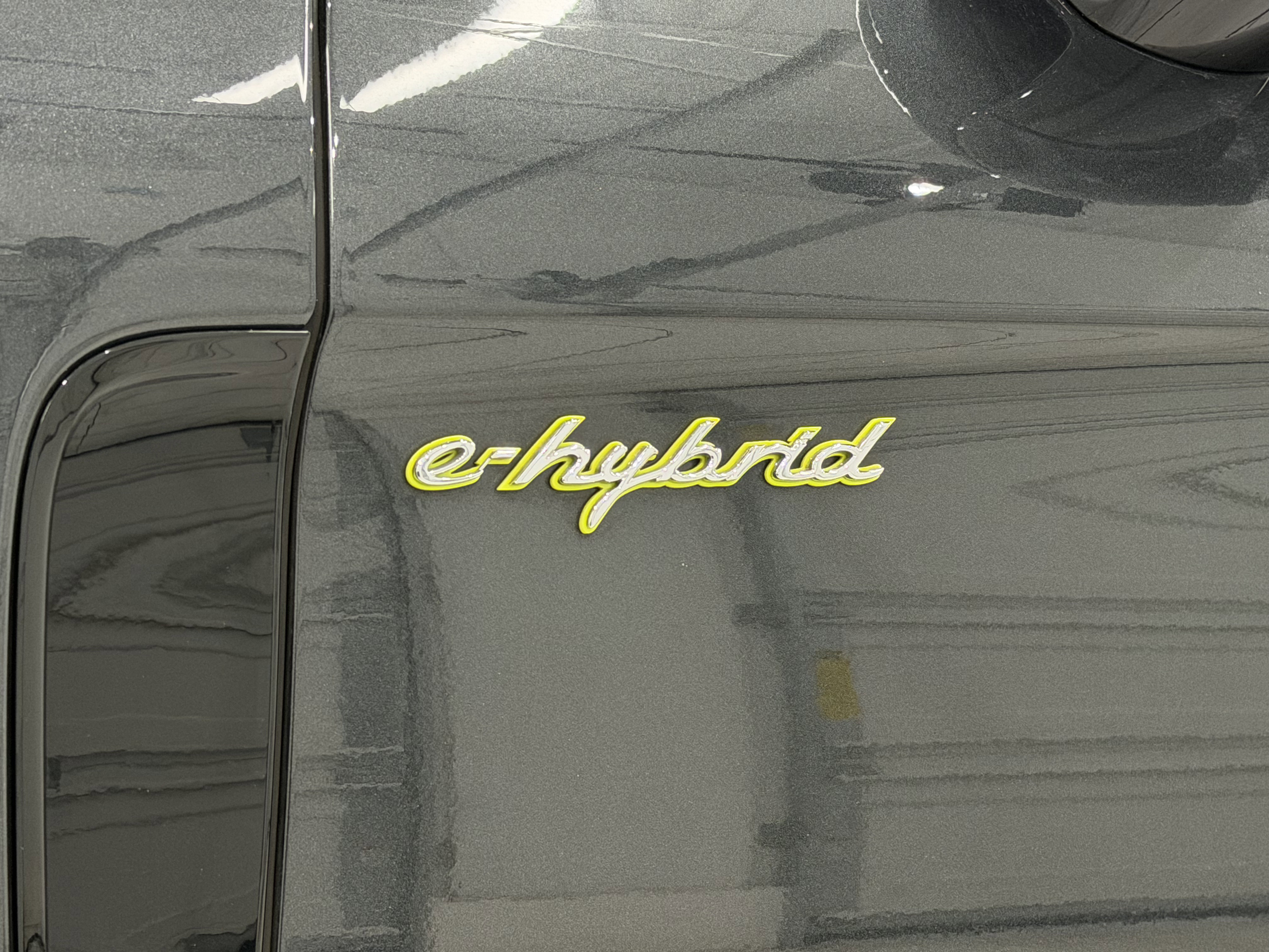 Certified 2023 Porsche Panamera 4 image 65