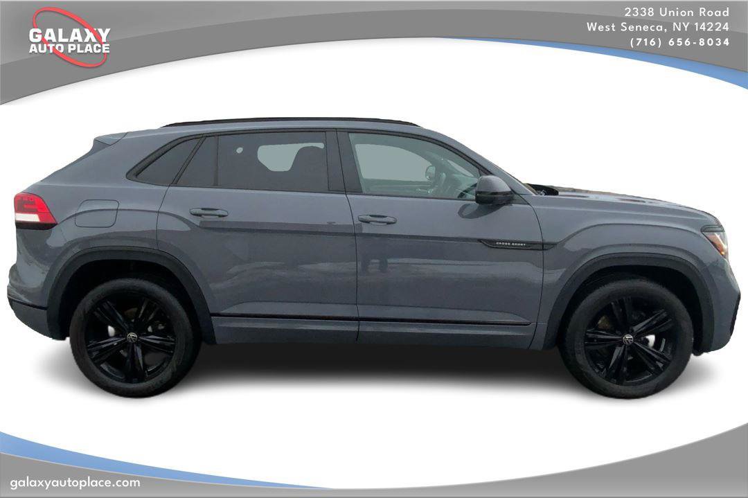 Used 2023 Volkswagen Atlas Cross Sport SEL AWD/4WD image 4