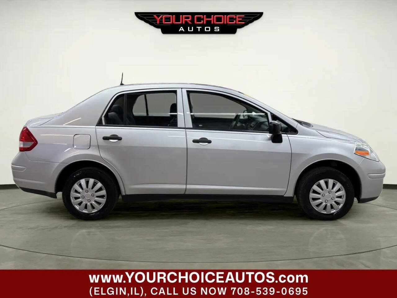 Used 2010 Nissan Versa Sedan FWD image 8