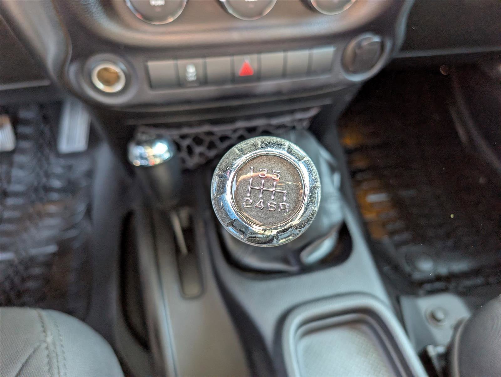 Used 2015 Jeep Wrangler Unlimited Sport image 20