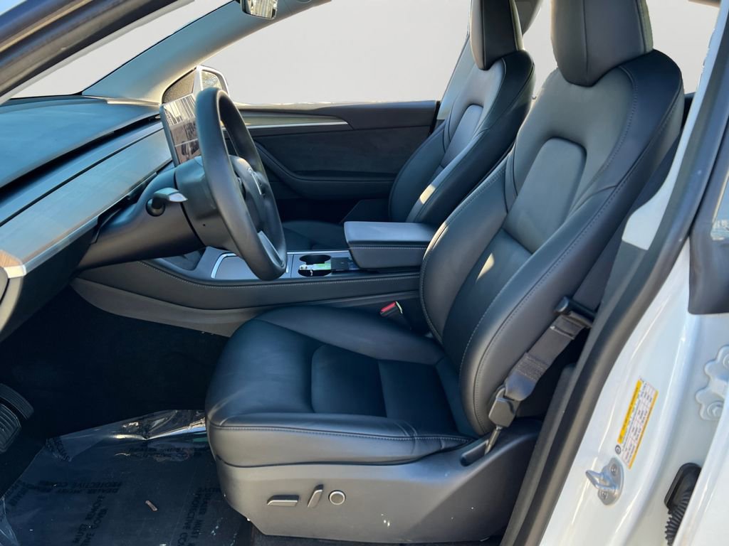 Used 2023 Tesla Model Y Long Range image 14