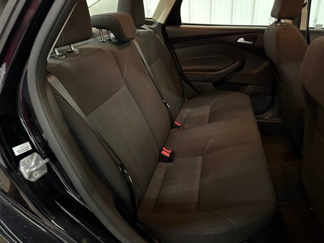 Used 2016 Ford Focus SE image 14