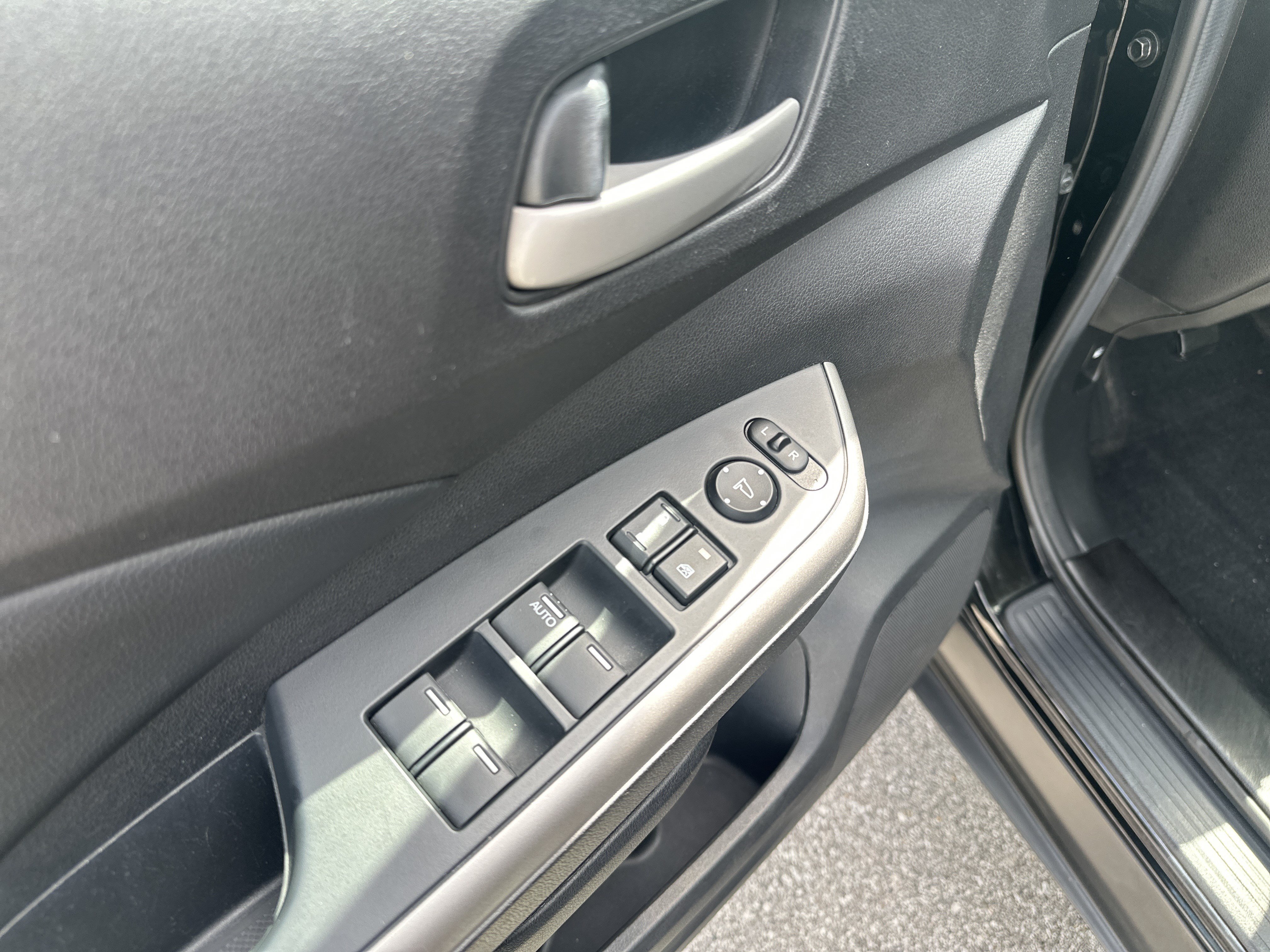 Used 2014 Honda CR-V EX-L image 13
