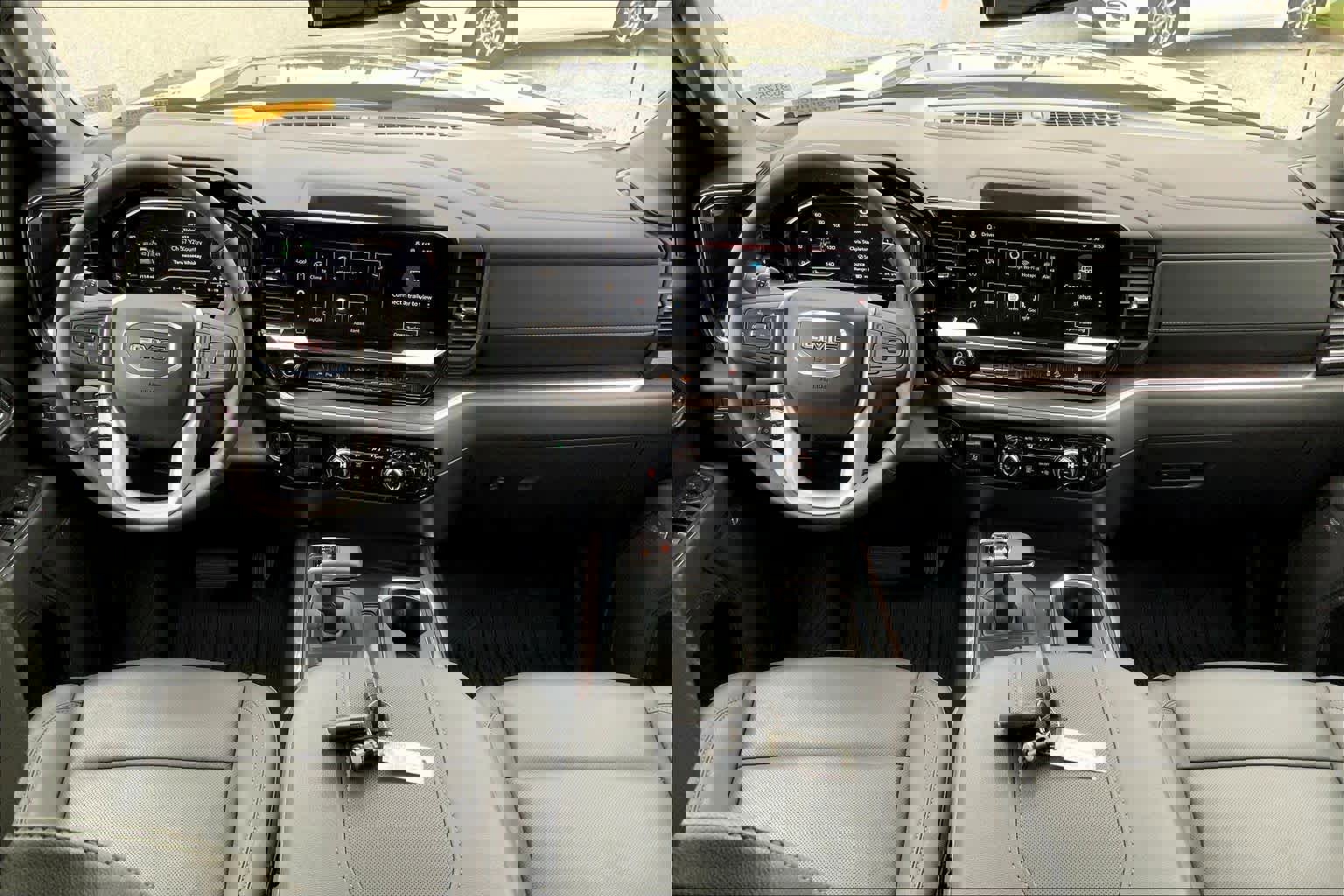 Used 2025 GMC Sierra 1500 SLT w/ SLT Premium Plus Package image 15