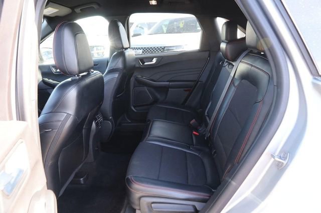 Certified 2024 Ford Escape ST-Line image 10