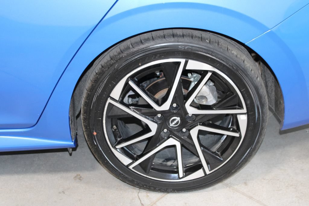 Used 2025 Nissan Sentra SR FWD image 46