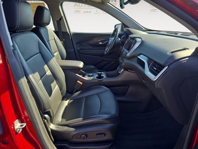 Used 2023 GMC Terrain SLT image 15
