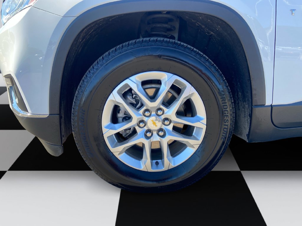 Used 2021 Chevrolet Traverse LT w/ LPO, Floor Liner Package FWD image 14