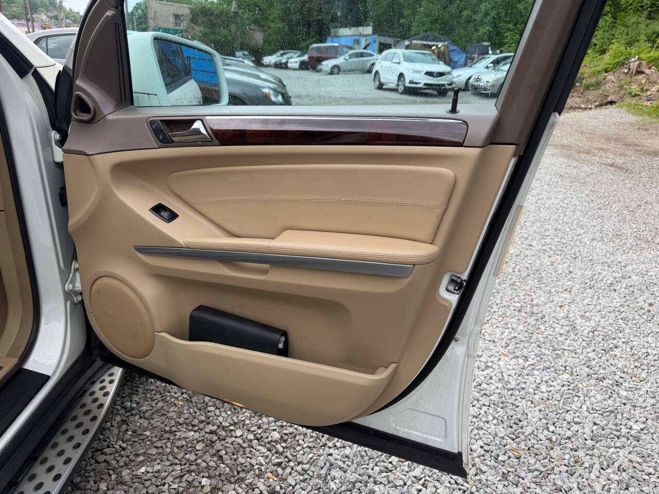 Used 2011 Mercedes-Benz ML 350 4MATIC image 16