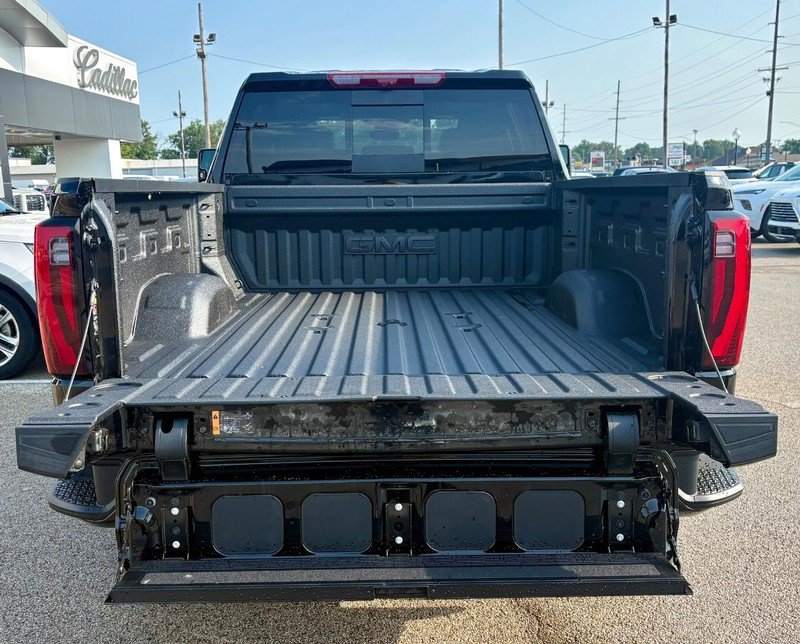 New 2026 GMC Sierra 2500 Denali w/ Denali Reserve Package AWD/4WD image 6