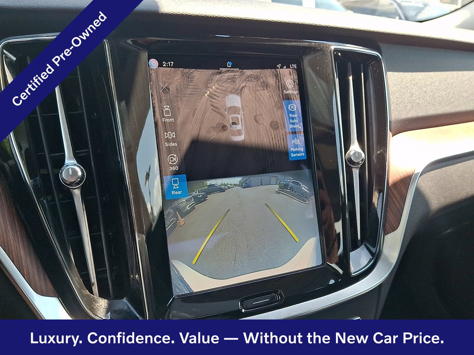 Certified 2023 Volvo S60 B5 Plus w/ Climate Package AWD/4WD image 19