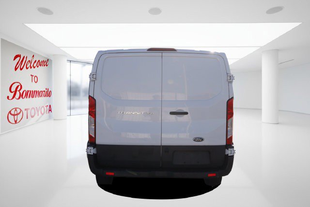 Used 2016 Ford Transit 250 130 Low Roof w/ Exterior Upgrade Package RWD image 6