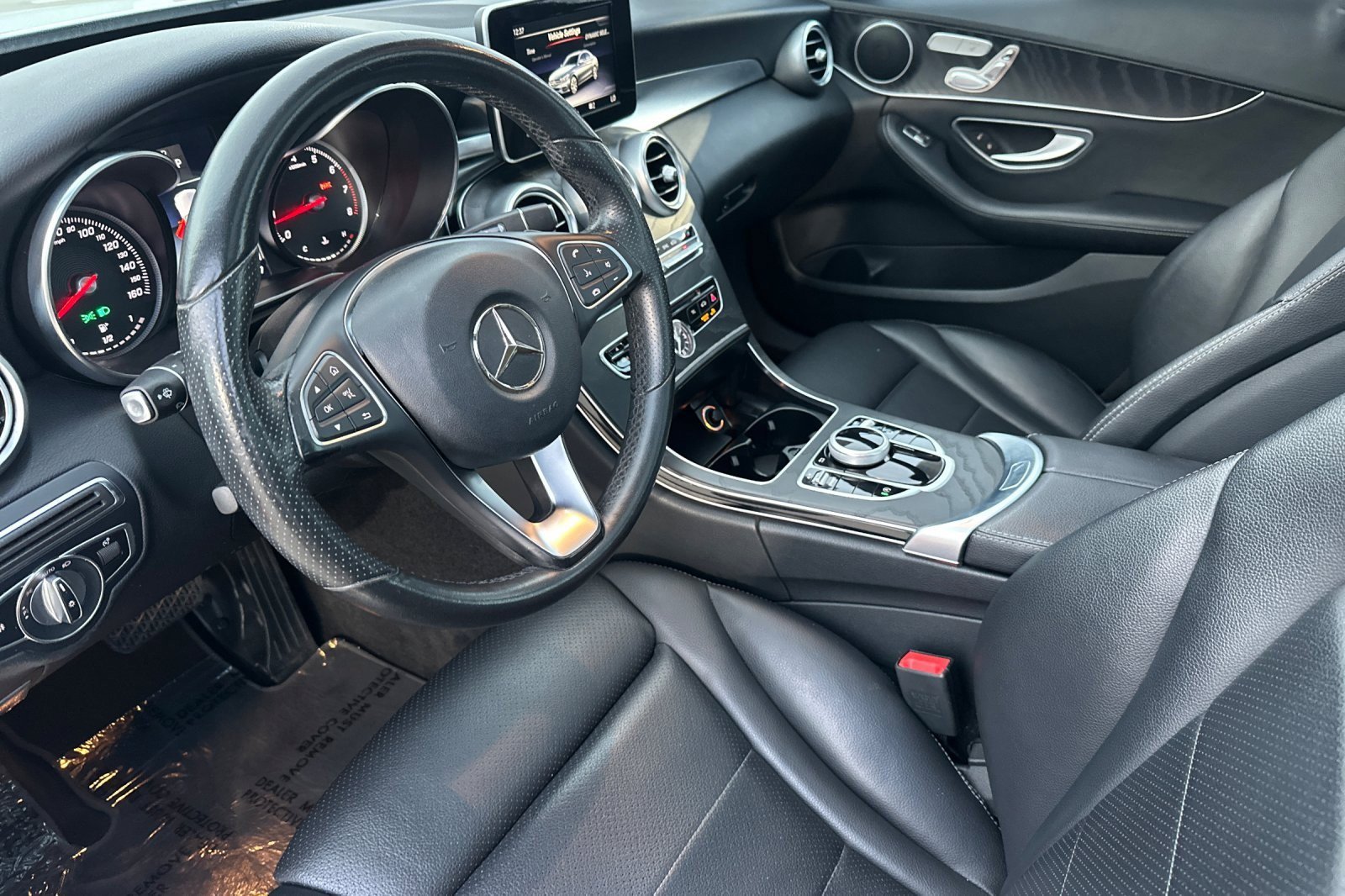 Used 2018 Mercedes-Benz C 300 Sedan w/ Premium Package image 9