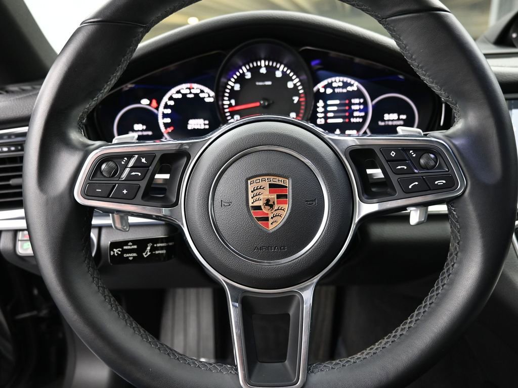 Certified 2018 Porsche Panamera 4 AWD/4WD image 28