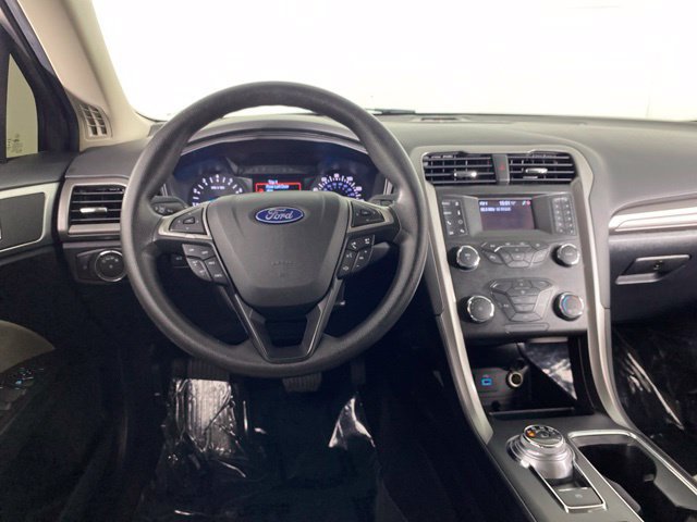 Used 2020 Ford Fusion S FWD image 34