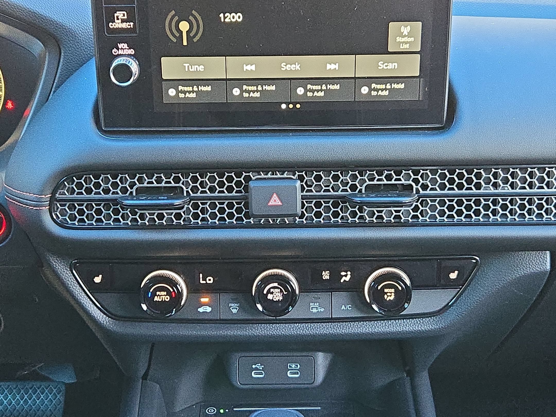 Certified 2027 Honda HR-V Sport image 18