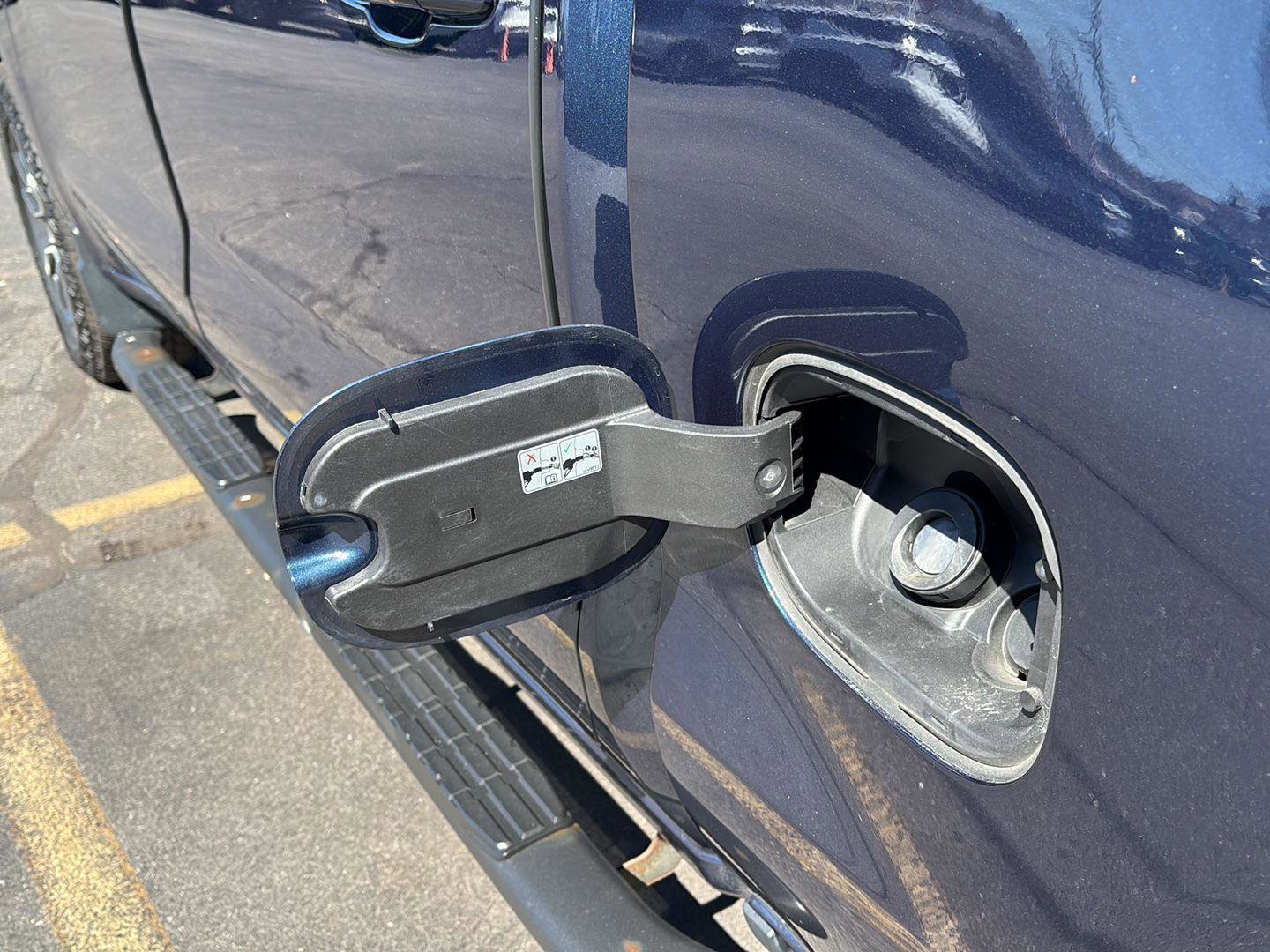 Certified 2023 Chevrolet Silverado 1500 LT AWD/4WD image 9