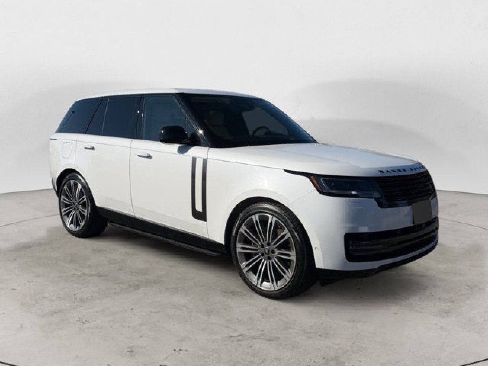 Certified 2024 Land Rover Range Rover SE AWD/4WD image 2