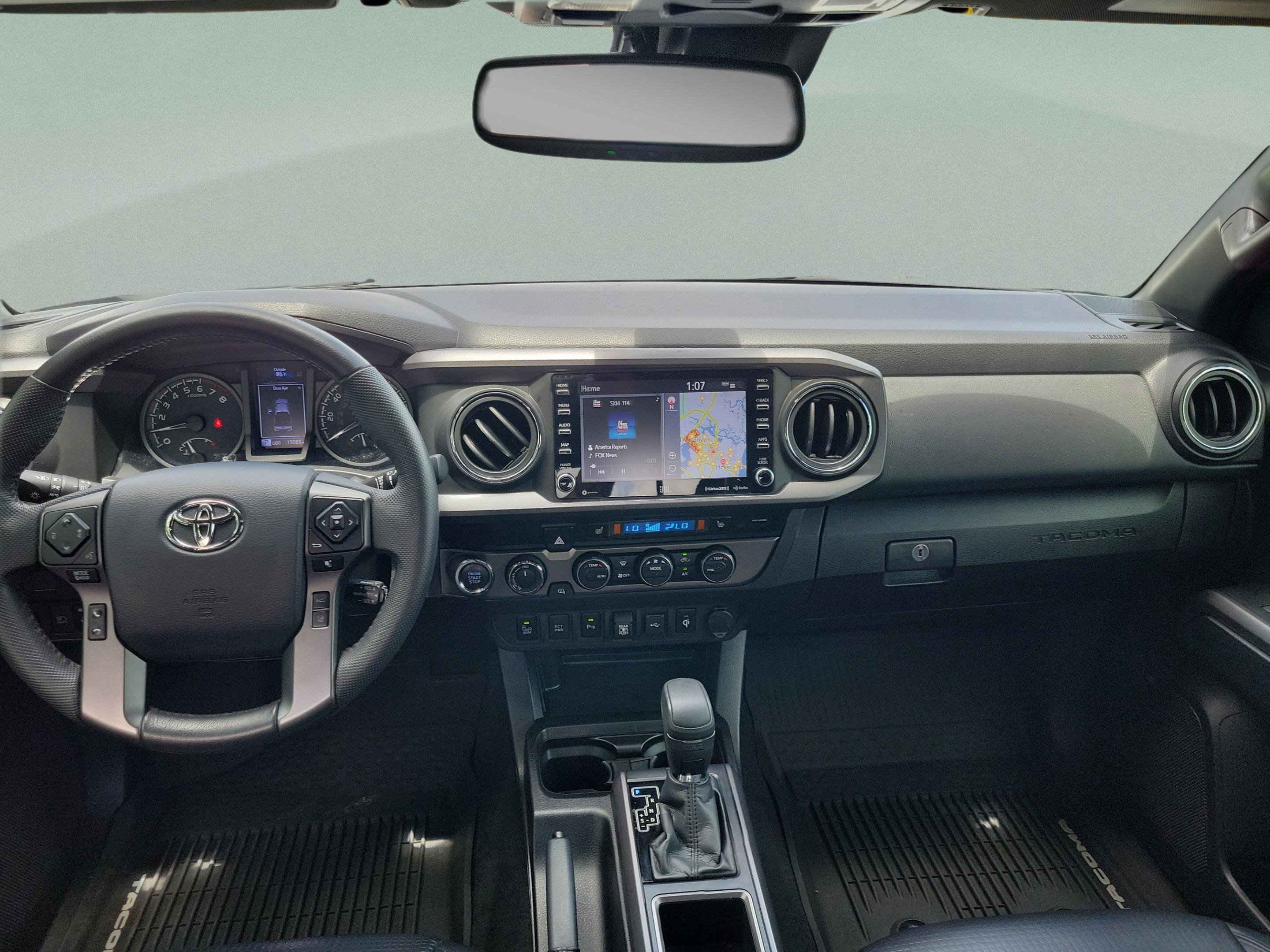 Used 2020 Toyota Tacoma TRD Sport w/ TRD Premium Sport Package AWD/4WD image 6