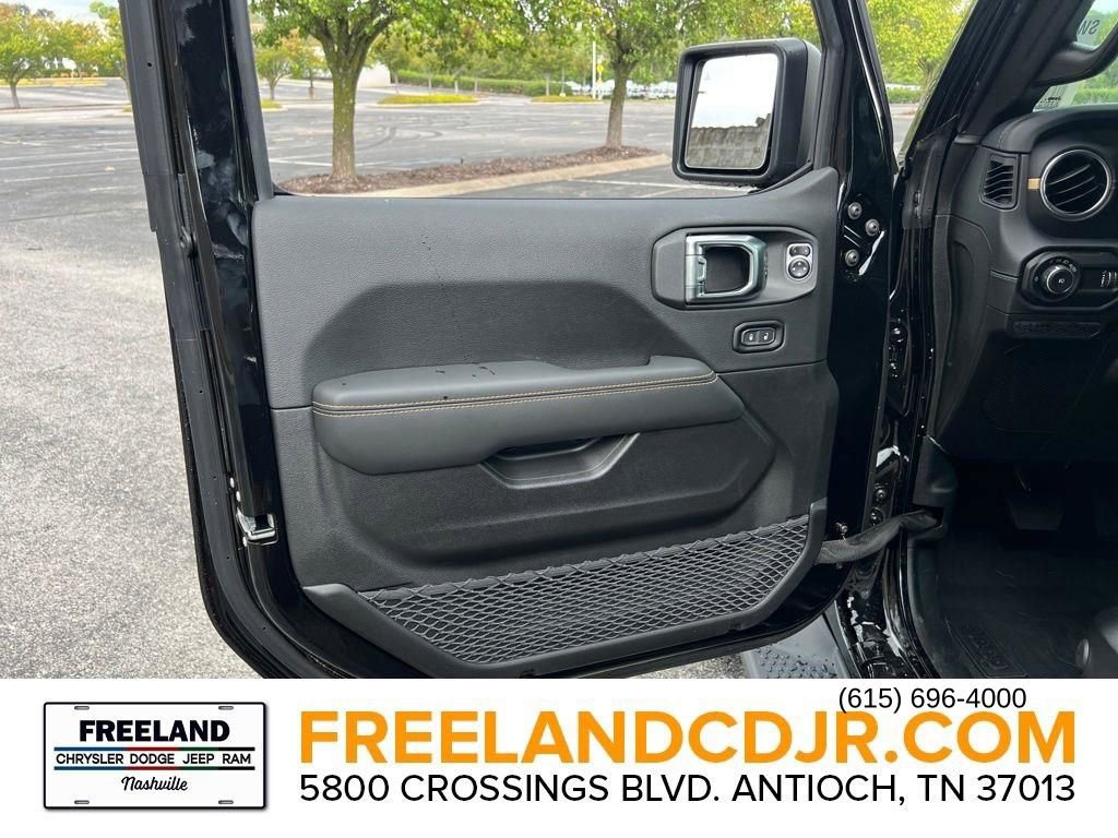 New 2025 Jeep Wrangler Sahara image 18