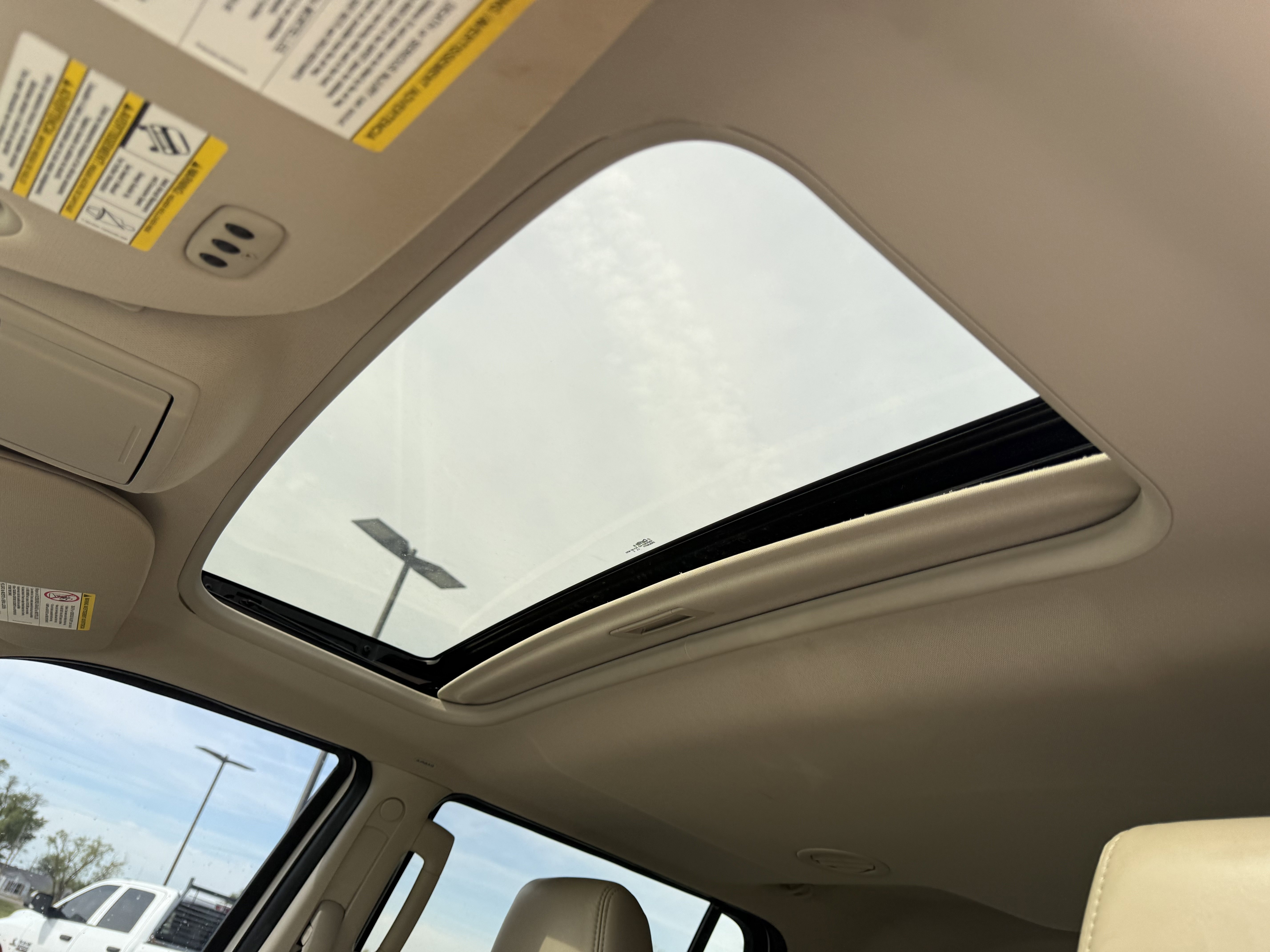 Used 2015 Lincoln Navigator 4WD image 13