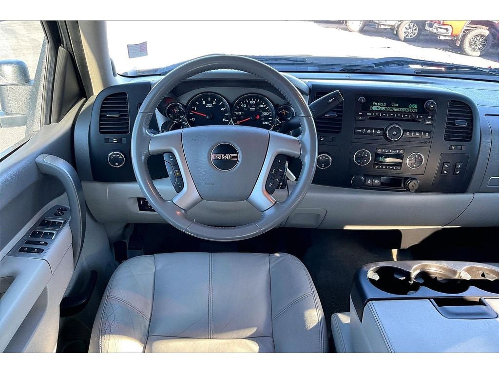 Used 2012 GMC Sierra 2500 SLE w/ SLE Preferred Package AWD/4WD image 5
