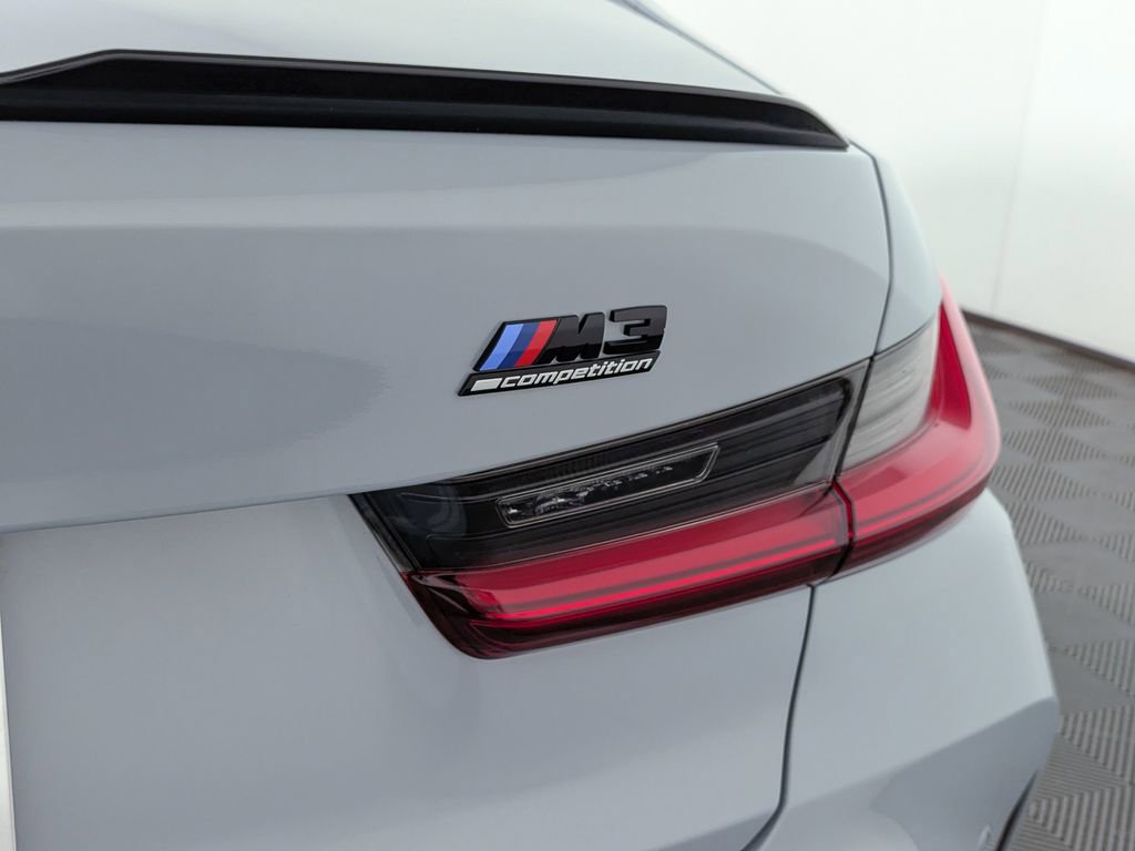Used 2021 BMW M3 Competition image 11