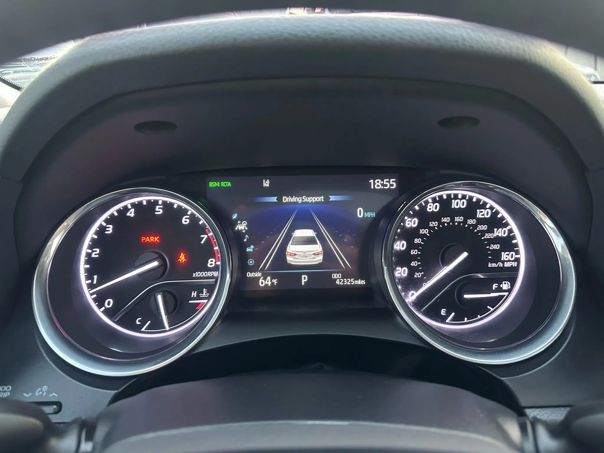 Used 2019 Toyota Camry XLE image 17