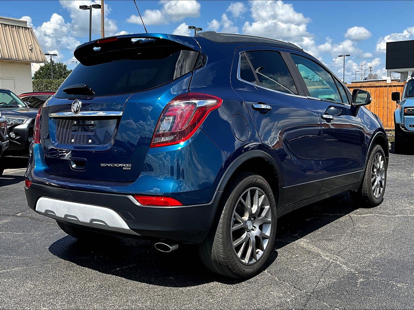 Used 2019 Buick Encore Sport Touring w/ Safety Package AWD/4WD image 6