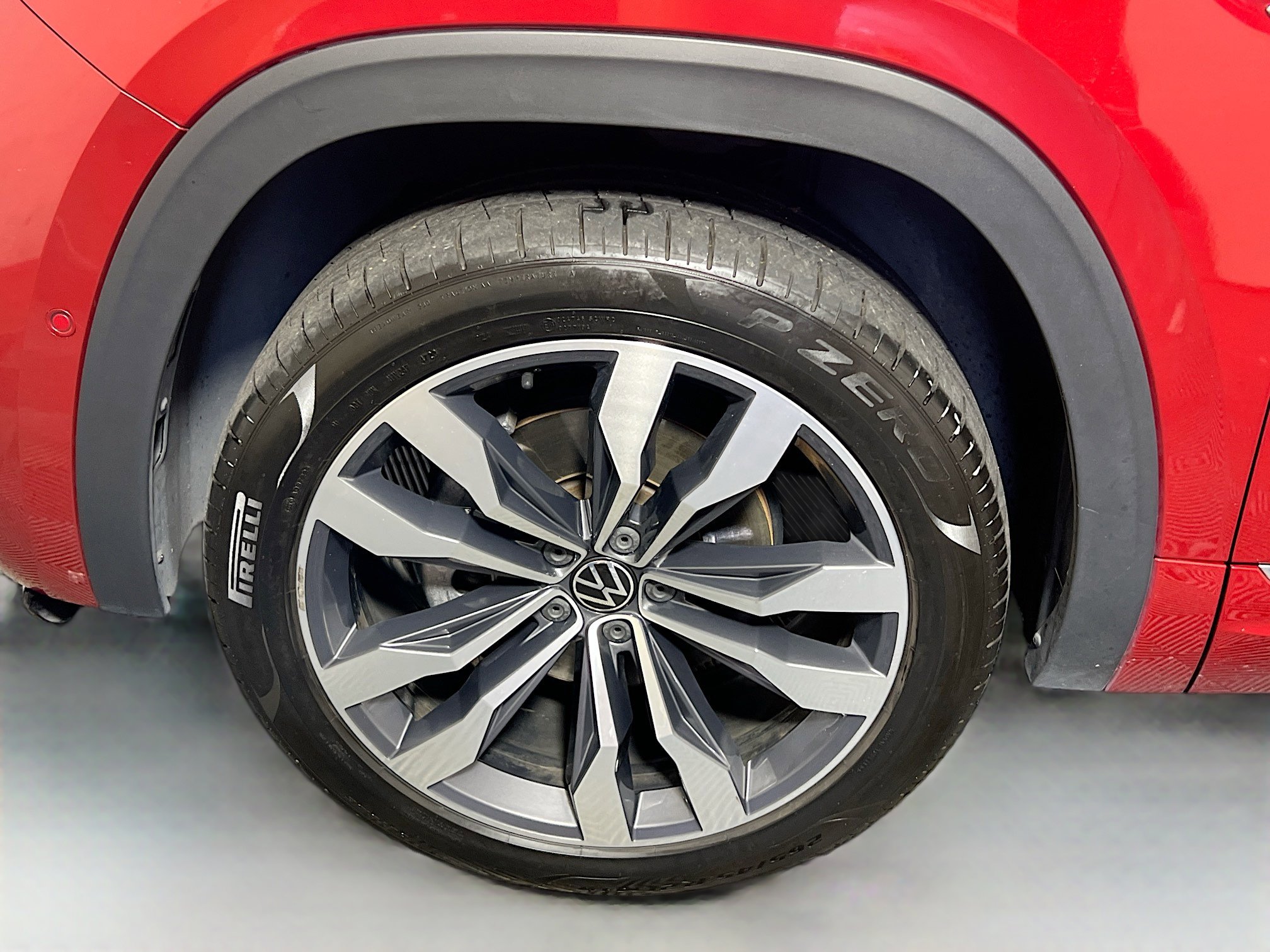 Used 2022 Volkswagen Atlas SEL Premium AWD/4WD image 13