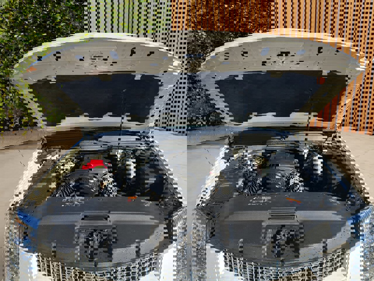 Used 2014 Cadillac Escalade ESV Premium image 13