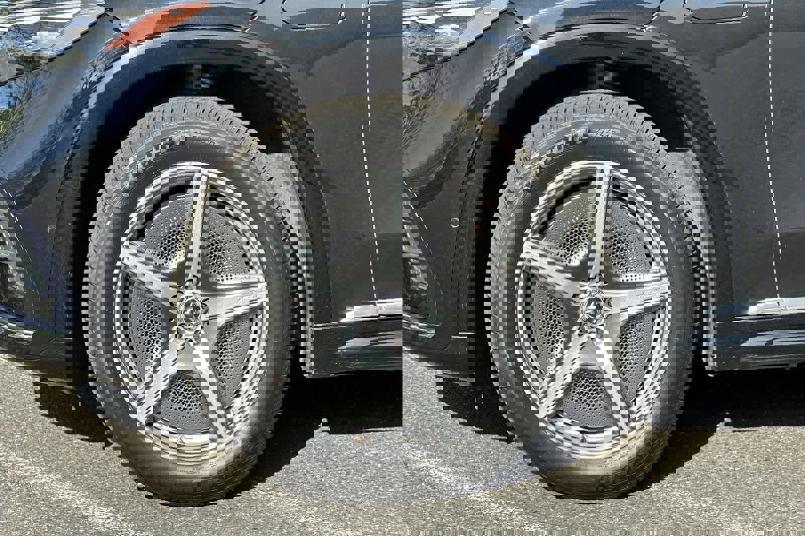 Used 2023 Mercedes-Benz EQS 580 4MATIC SUV image 25