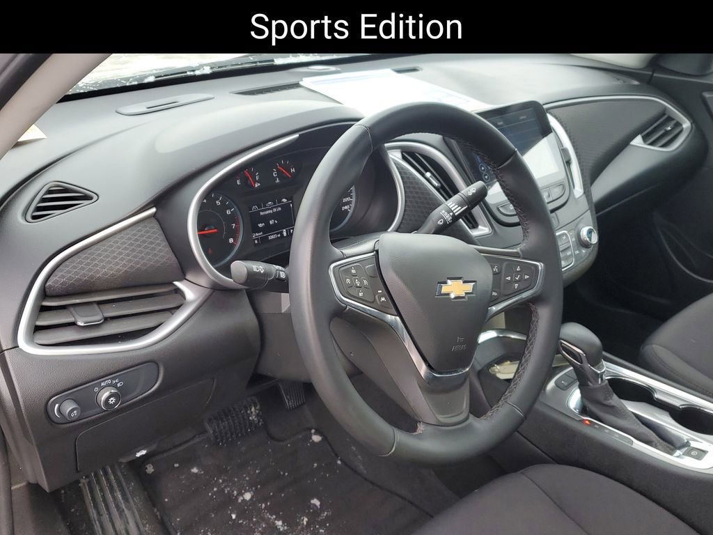 Used 2024 Chevrolet Malibu LT w/ Sport Edition image 9
