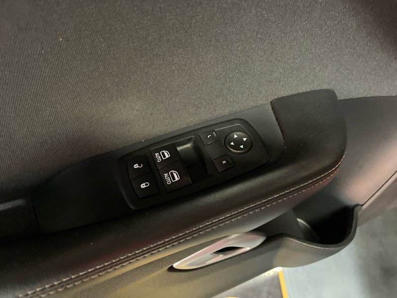 Used 2015 Dodge Challenger R/T w/ Quick Order Package 28B R/T image 27