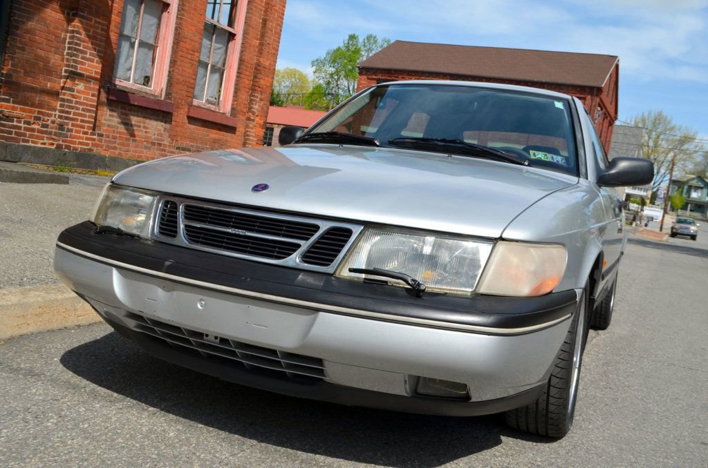 Used 1997 Saab 900 S FWD image 16