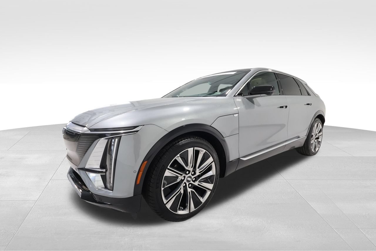 Certified 2026 Cadillac Lyriq Signature Luxury w/ Nappa Leather Package AWD/4WD image 8