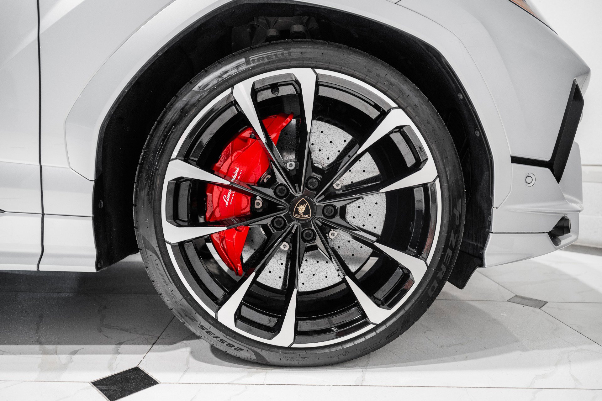 Used 2024 Lamborghini Urus S image 16