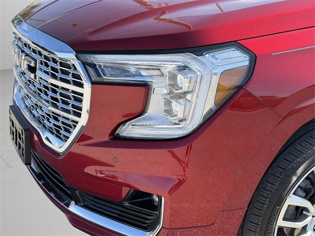 Used 2022 GMC Terrain Denali w/ Denali Premium Package image 8
