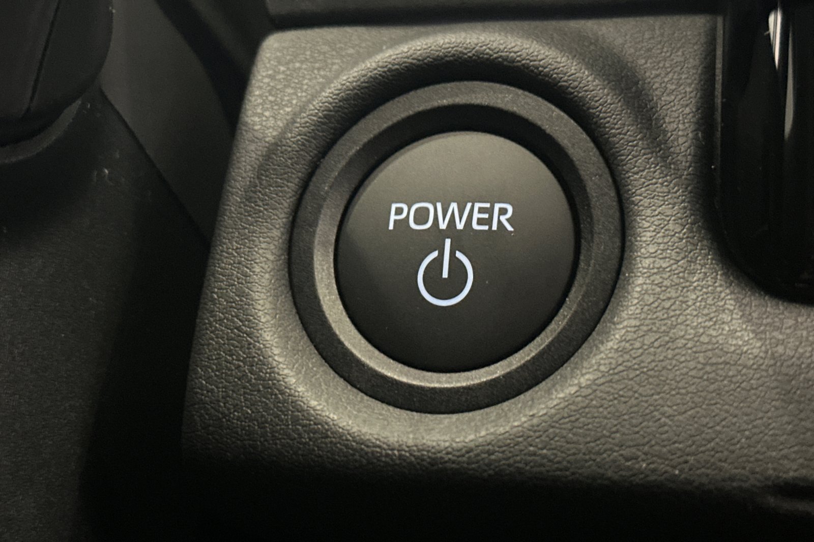 New 2026 Toyota C-HR AWD/4WD image 24
