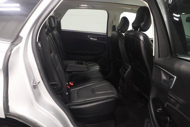 Used 2018 Ford Edge Titanium w/ Equipment Group 301A image 16