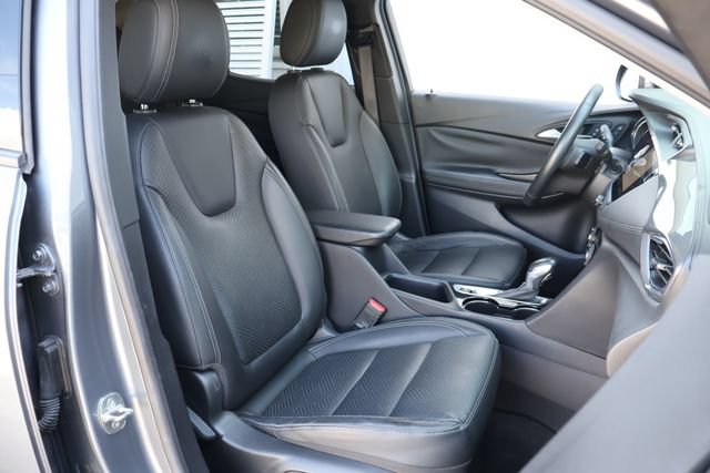 Used 2022 Buick Encore GX Essence w/ Advanced Technology Package FWD image 21