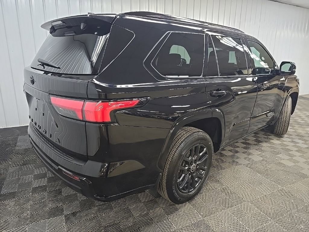 Used 2024 Toyota Sequoia Platinum image 10