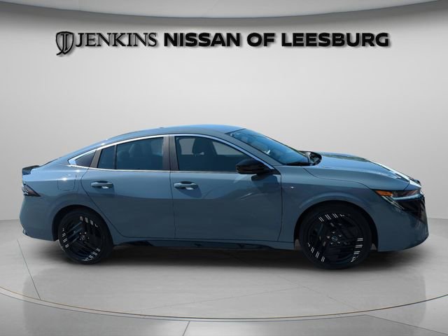 New 2026 Nissan Sentra SR w/ Floor Mat Package FWD image 2