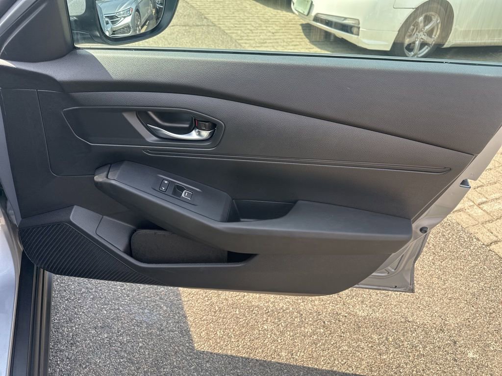 Used 2023 Honda Accord LX image 33