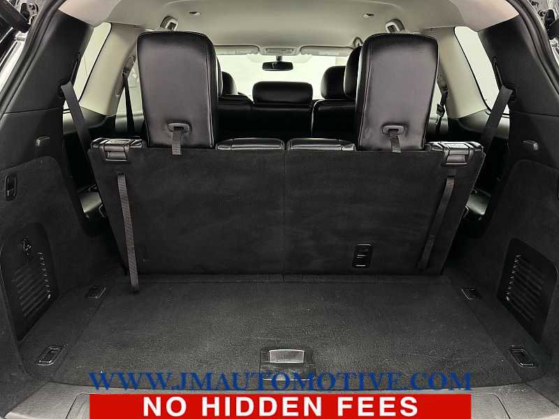 Used 2019 Nissan Pathfinder SL image 17