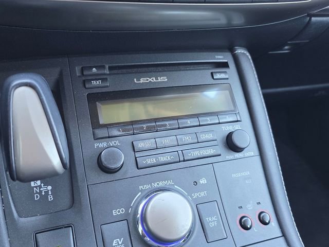 Used 2017 Lexus CT 200h w/ Seat Comfort Package image 25