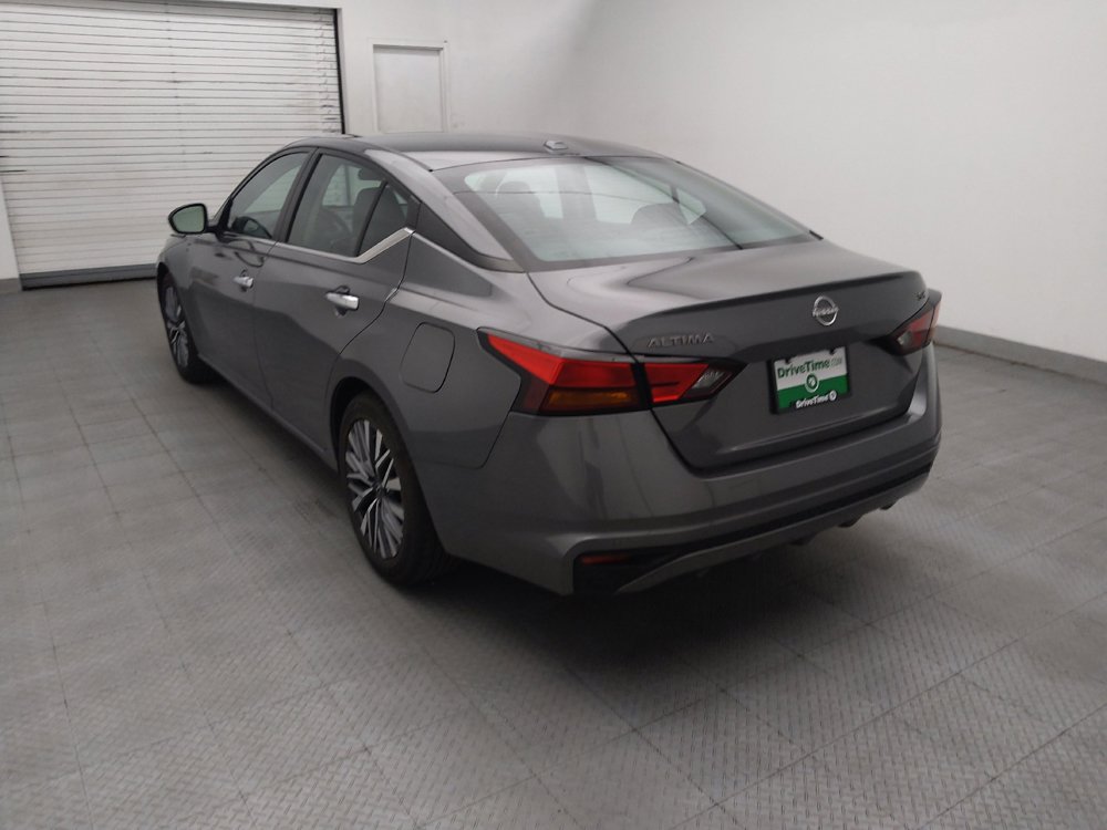 Used 2024 Nissan Altima 2.5 SV FWD image 5