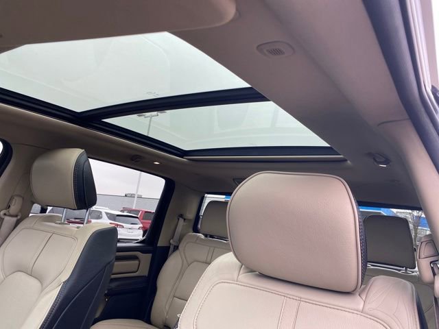 Used 2019 RAM 1500 Limited AWD/4WD image 15